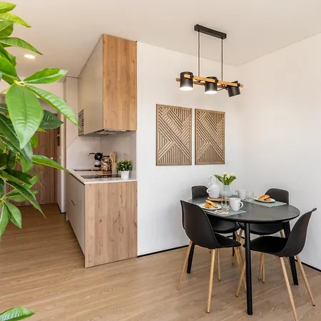 Апартаменты Water Lily